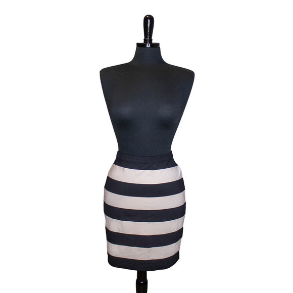 Fossil Striped Mini Pencil Skirt Black Cream White Wide Striped Size S - Picture 1 of 3